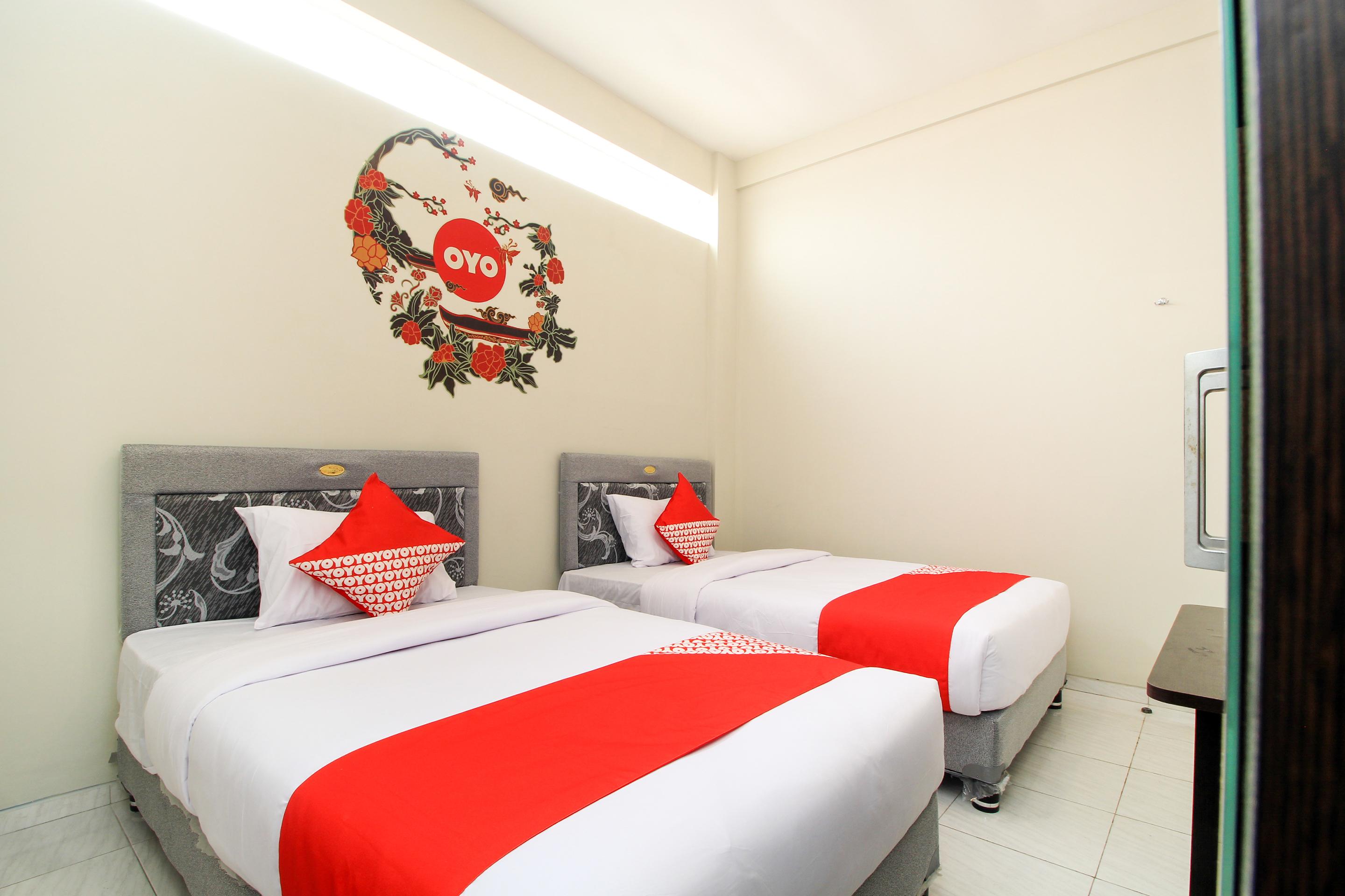 Vaccinated Staff - OYO 168 K-15 Residence Surabaya Exterior foto