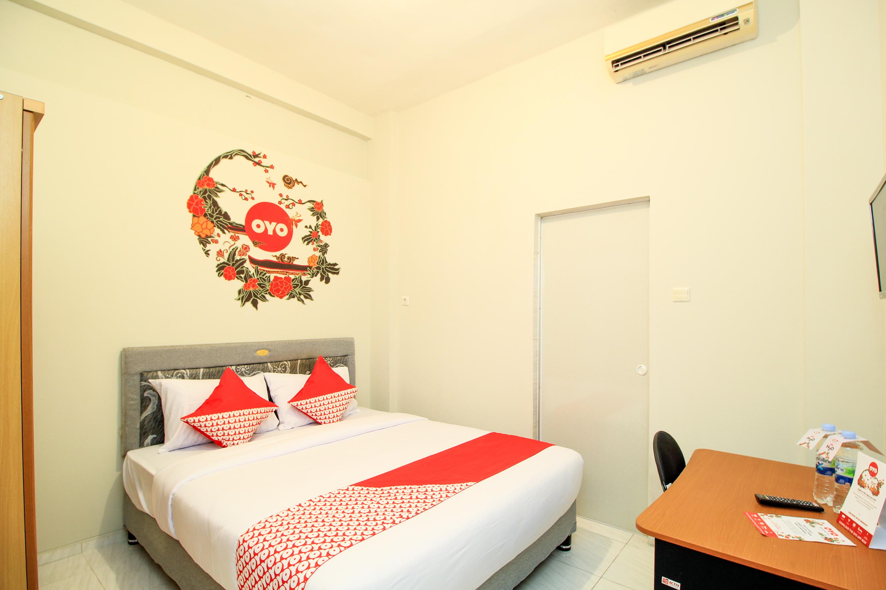 Vaccinated Staff - OYO 168 K-15 Residence Surabaya Exterior foto