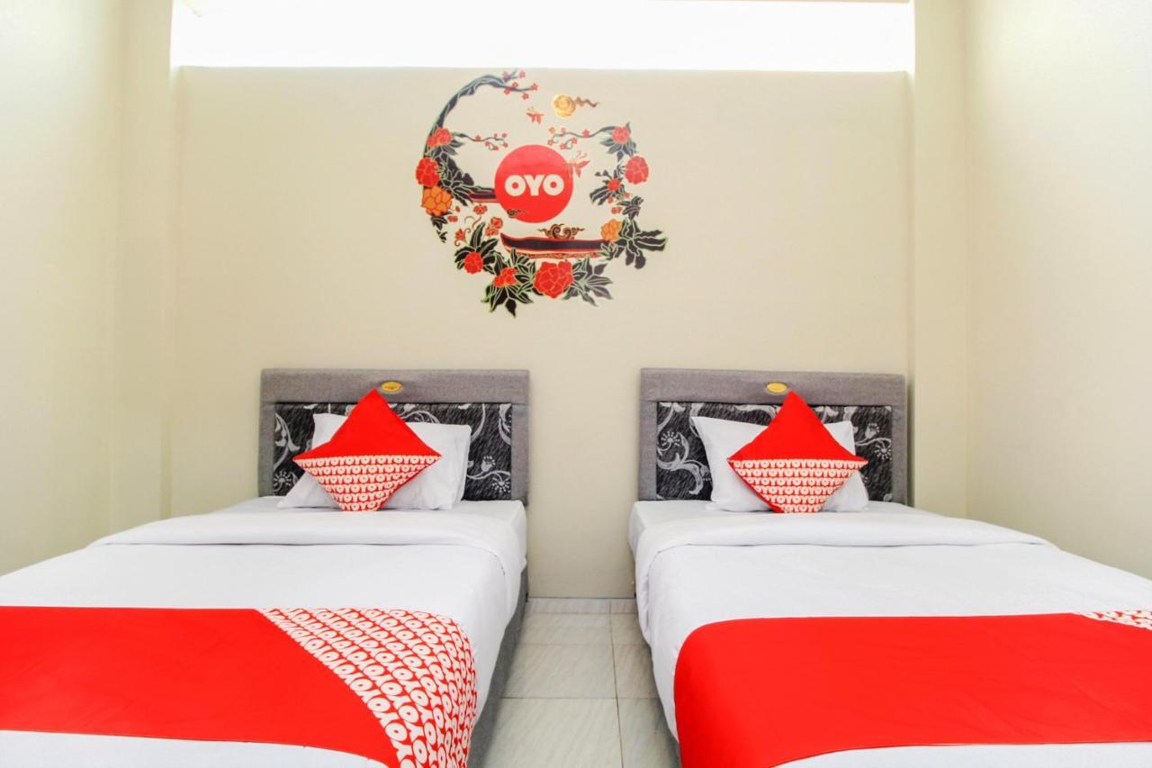 Vaccinated Staff - OYO 168 K-15 Residence Surabaya Exterior foto